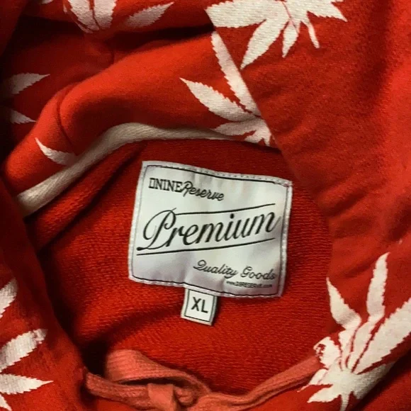 DNINE all over print hoodie size xl used - Picture 2 of 2